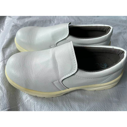 Yakewei Anti-smash anti-static safety shoes Starting batch of single size 50 pairs Size: 36-47(Ask customer service for specific details)Anti-smash Clean shoes