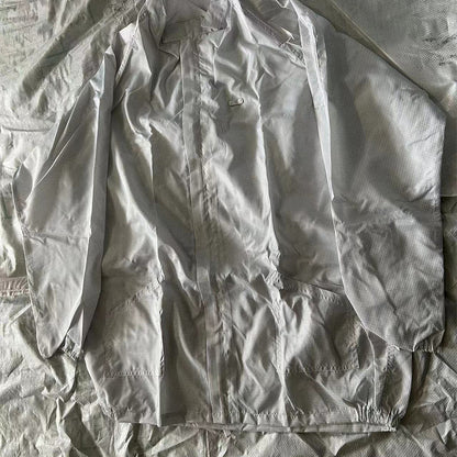 Yakewei Anti-static Separate Suit Starting from 50 sets per size Size:S M L XL 2XL 3XL 4XL 5XL 6XL(Ask customer service for specific details)Hooded separates Breathable